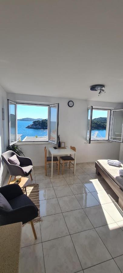 Apartments Matea Studio Apartment Stikovica Bagian luar foto