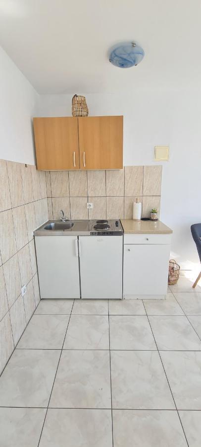 Apartments Matea Studio Apartment Stikovica Bagian luar foto